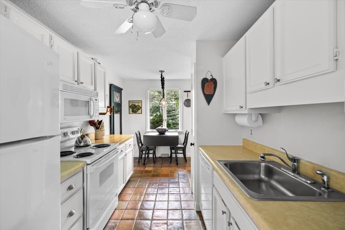 Condominium at 190 Bayfront Way # 190, Falmouth MA 02536, Falmouth, photo 8 of 37