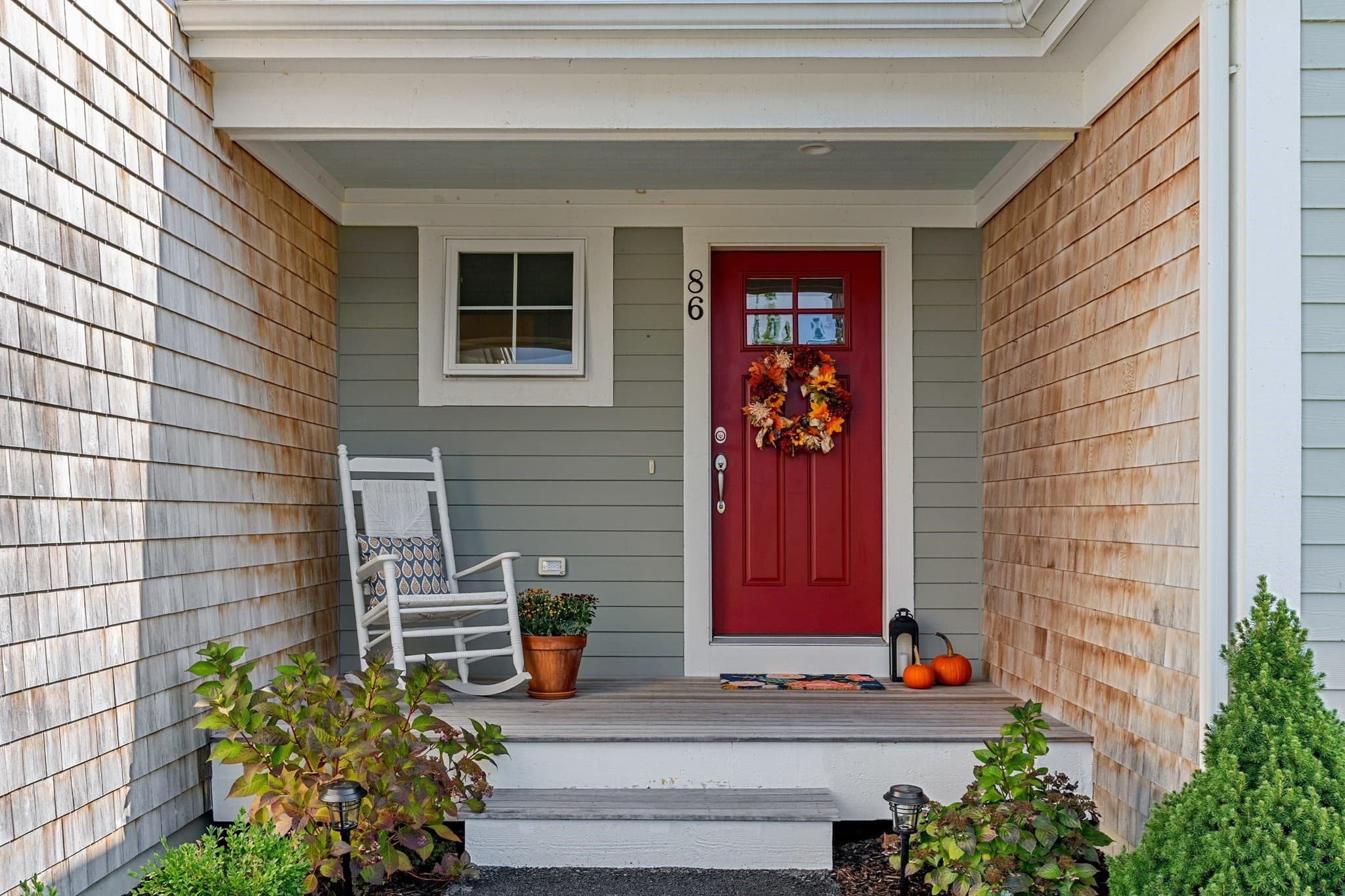 Single Family Residence at 86 White Clover Trl, Plymouth MA 02360, Plymouth, photo 2 of 30