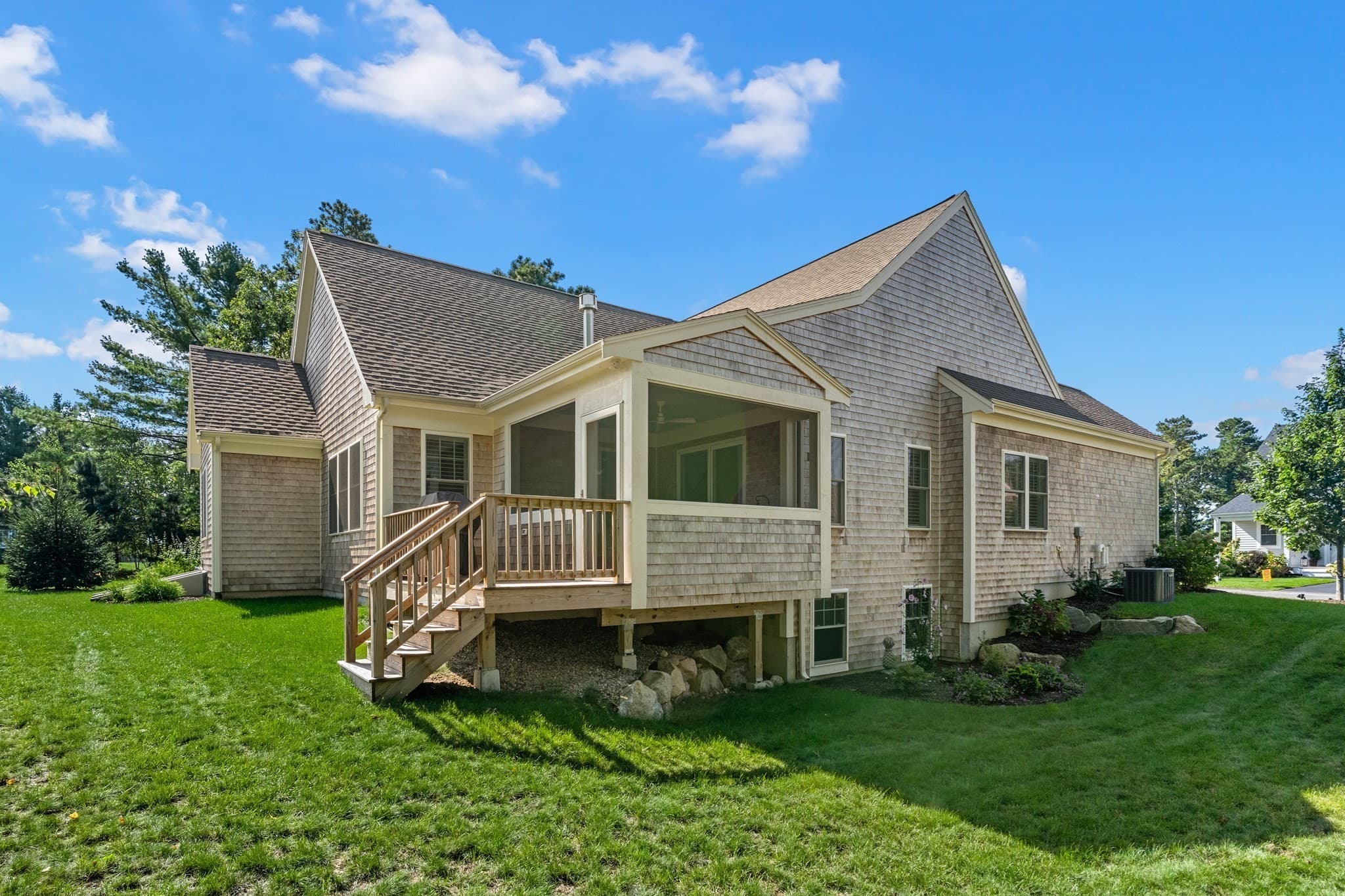 Single Family Residence at 86 White Clover Trl, Plymouth MA 02360, Plymouth, photo 28 of 30