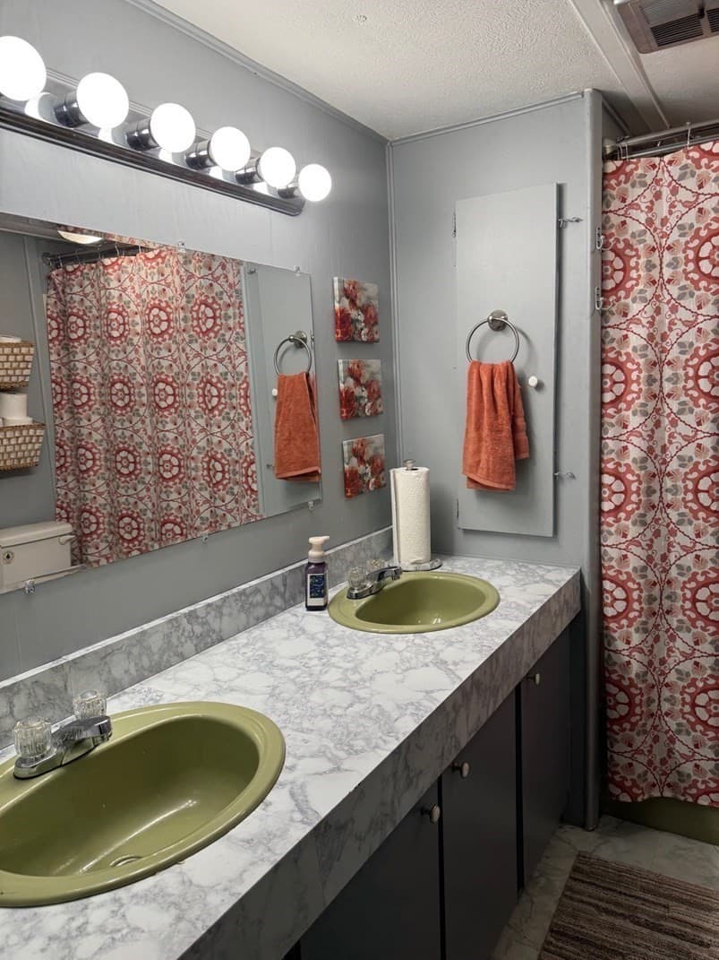 Mobile Home at 19 Third Ave, Ware MA 01082, Ware, photo 12 of 14