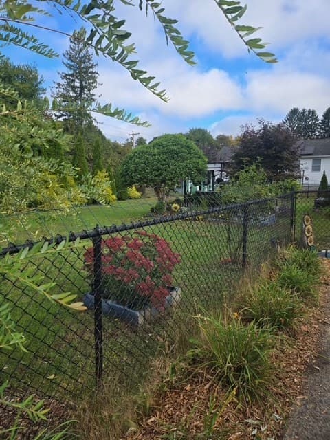 Mobile Home at 19 Third Ave, Ware MA 01082, Ware, photo 14 of 14