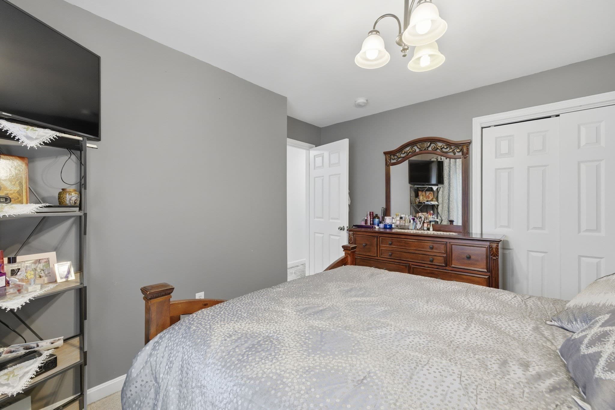 Condominium at 124 Locust St # 124, Haverhill MA 01830, Haverhill, photo 19 of 39