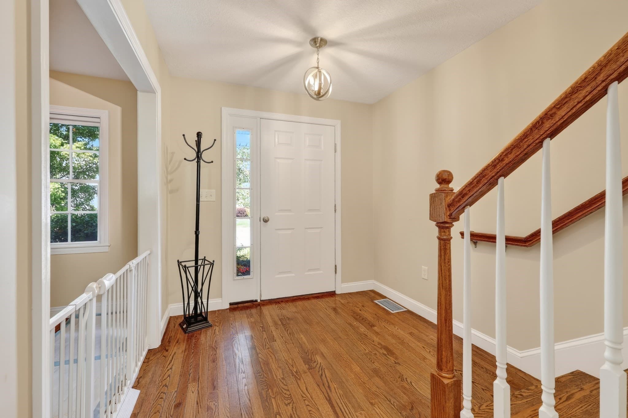 Condominium at 877 Auburnville Way # C2, Whitman MA 02382, Whitman, photo 3 of 40