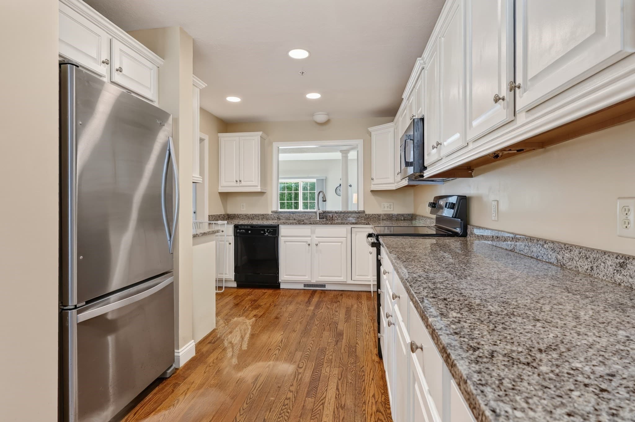 Condominium at 877 Auburnville Way # C2, Whitman MA 02382, Whitman, photo 4 of 40