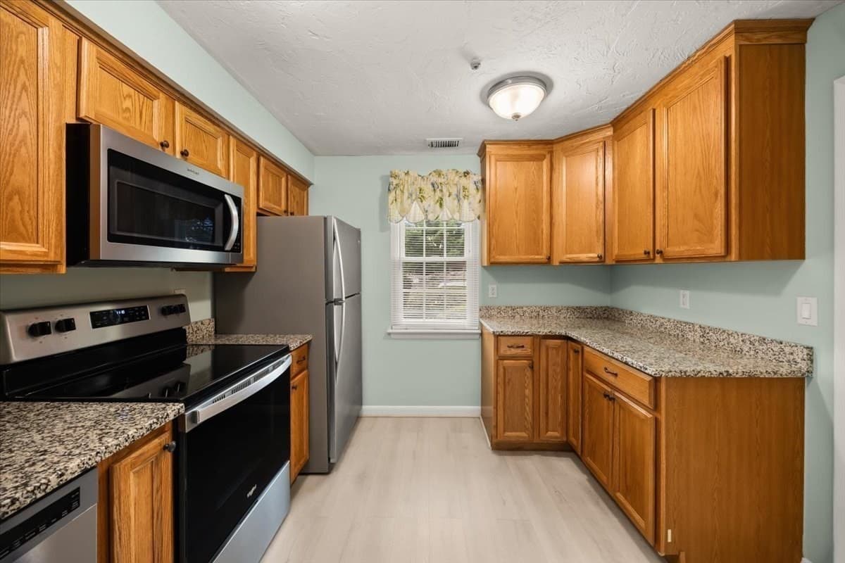 Condominium at 30 Patricia Drive # 30, Stoughton MA 02072, Stoughton, photo 6 of 32