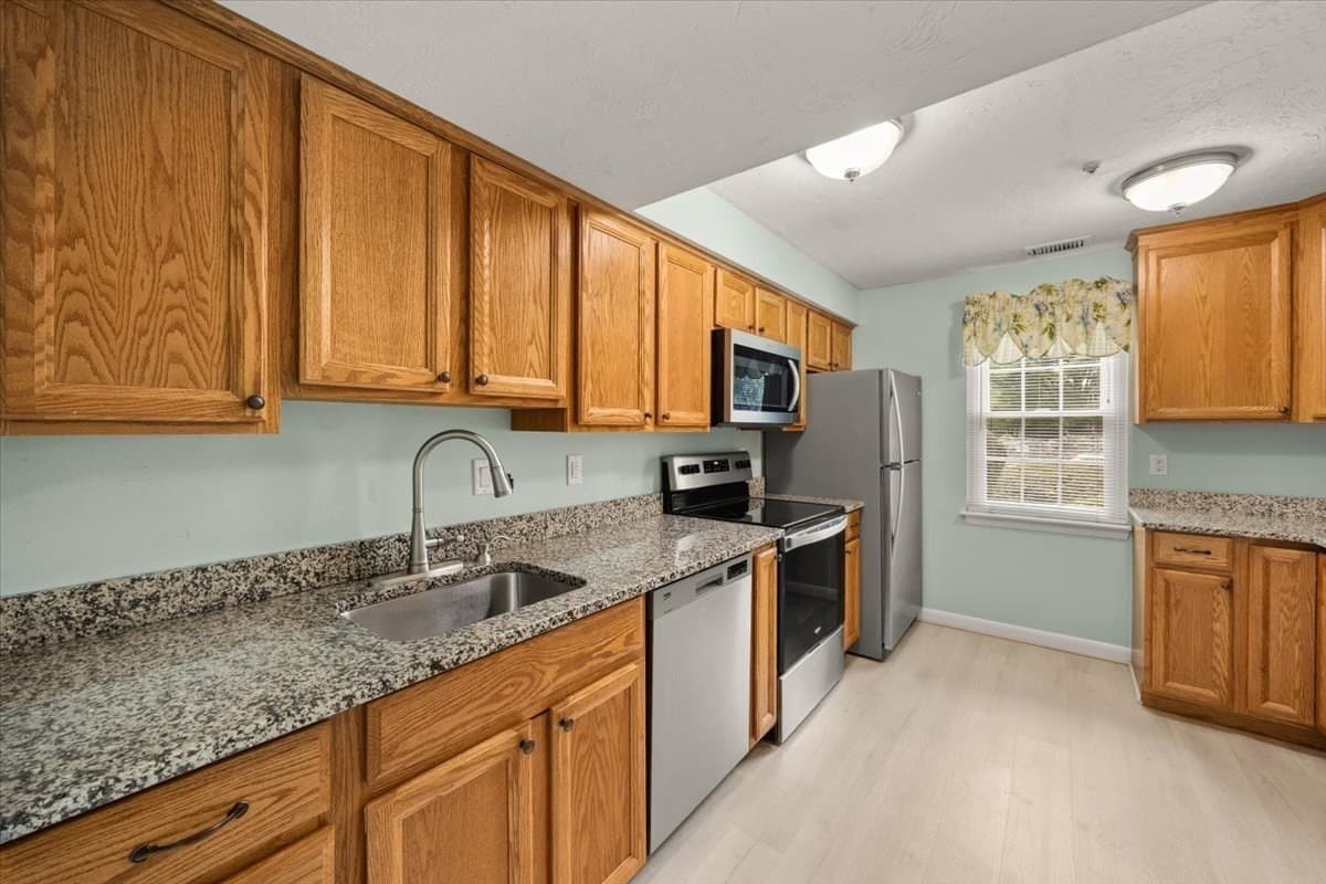 Condominium at 30 Patricia Drive # 30, Stoughton MA 02072, Stoughton, photo 4 of 32