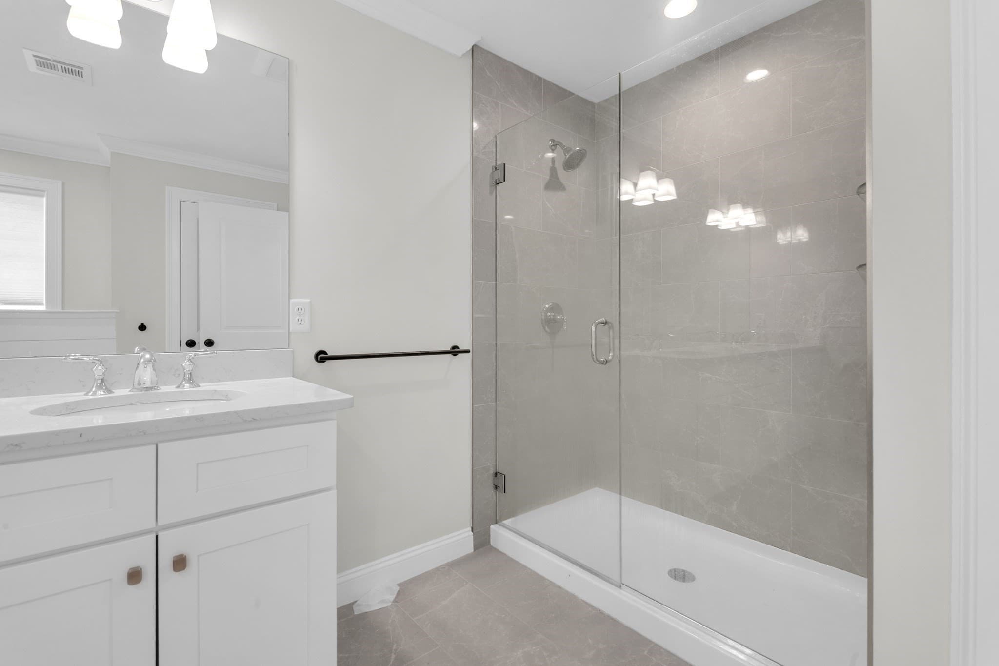 Condominium at 433 Neponset Street # B, Norwood MA 02062, Norwood, photo 27 of 42