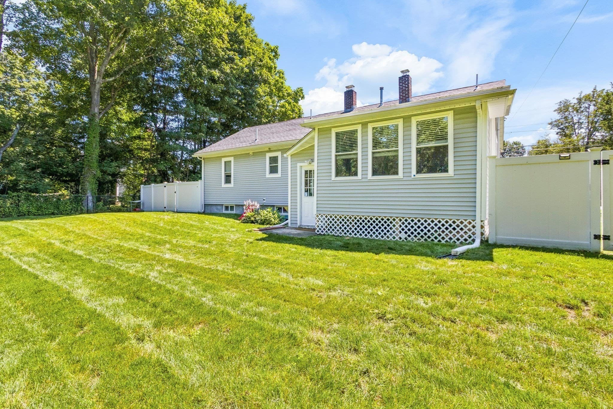 Single Family Residence at 728 Pleasant St, Attleboro MA 02703, Attleboro, photo 34 of 41