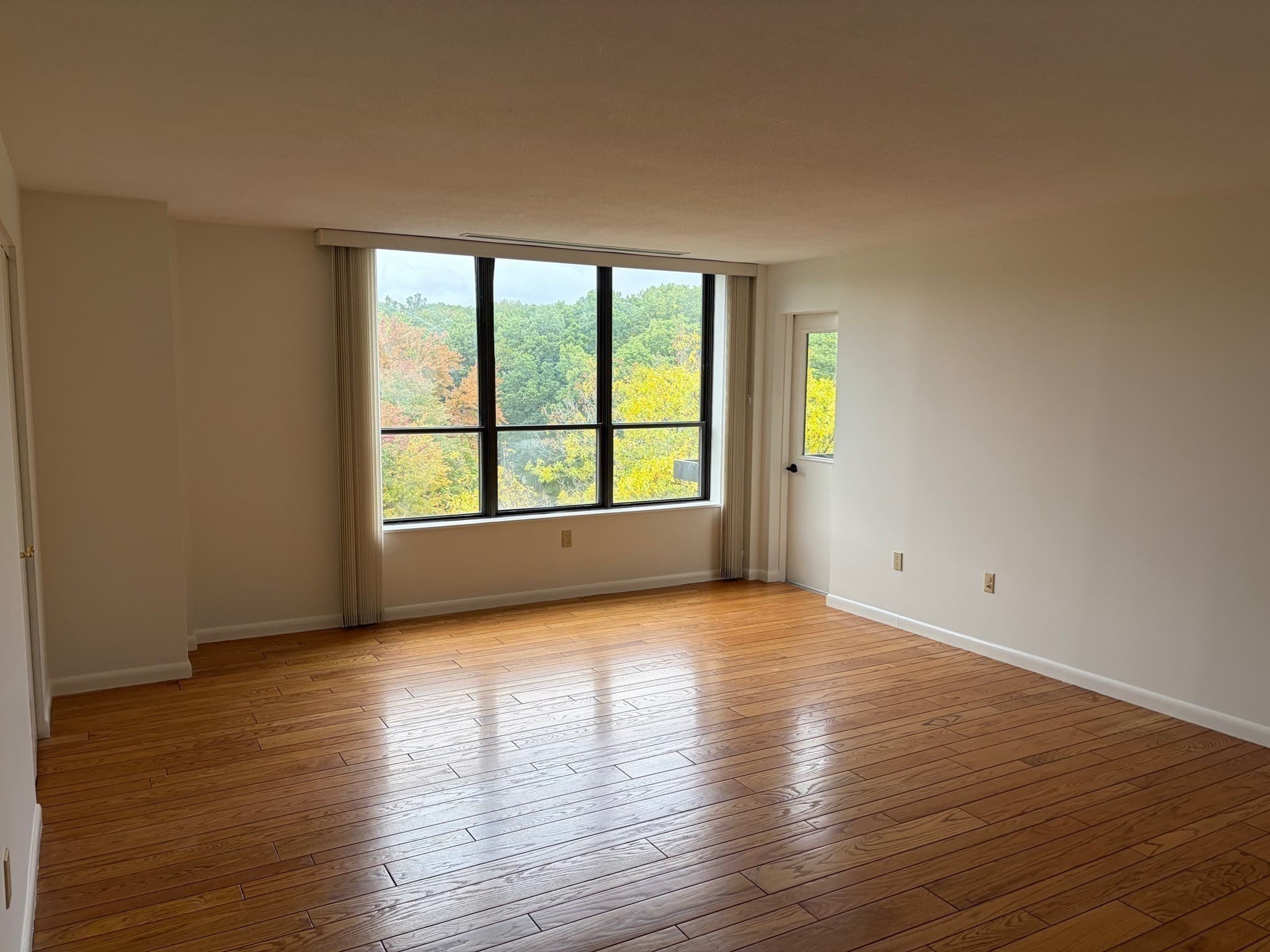 Condominium at 210 Nahanton St # 422, Newton MA 02459, Newton, photo 13 of 16