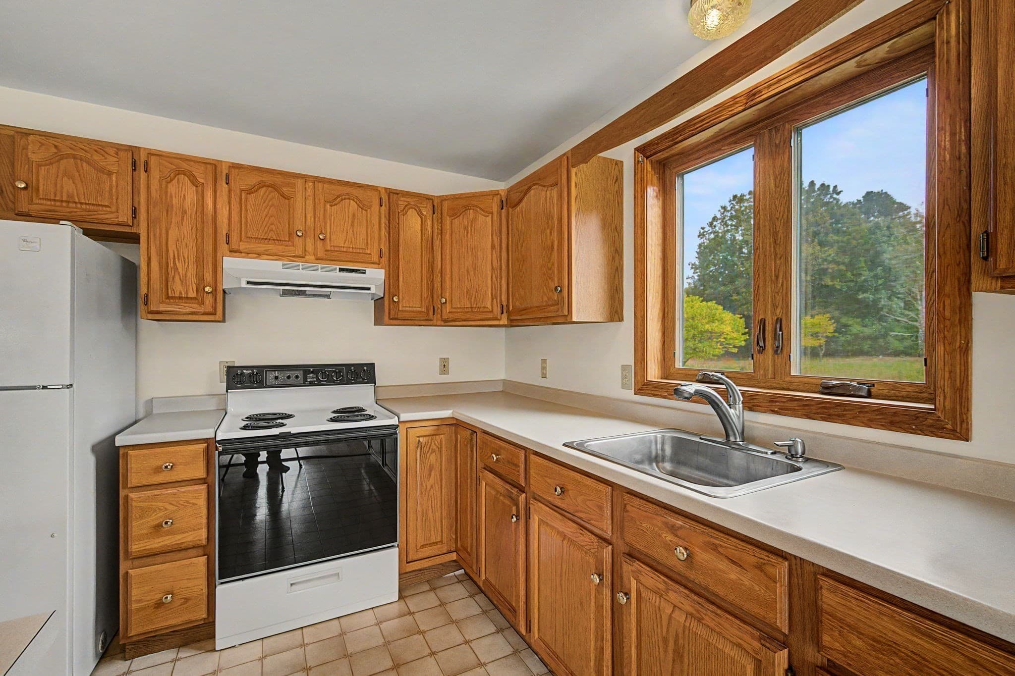 Single Family Residence at 35 Cook Rd, Southampton MA 01073, Southampton, photo 12 of 36