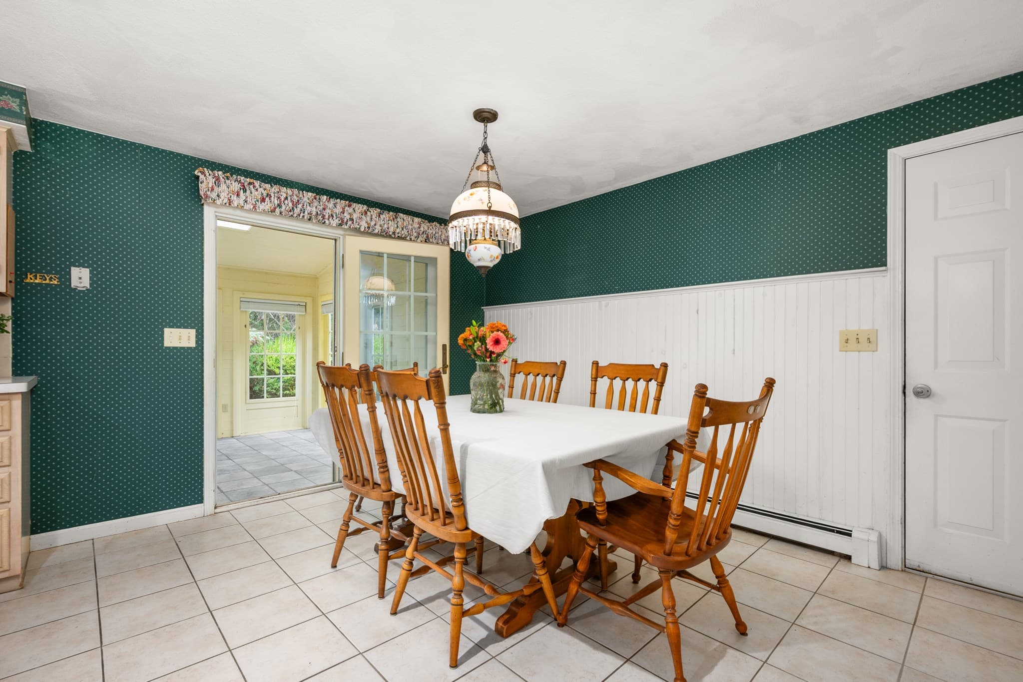 Single Family Residence at 6 Viking Ln, Sandwich MA 02563, Sandwich, photo 16 of 42