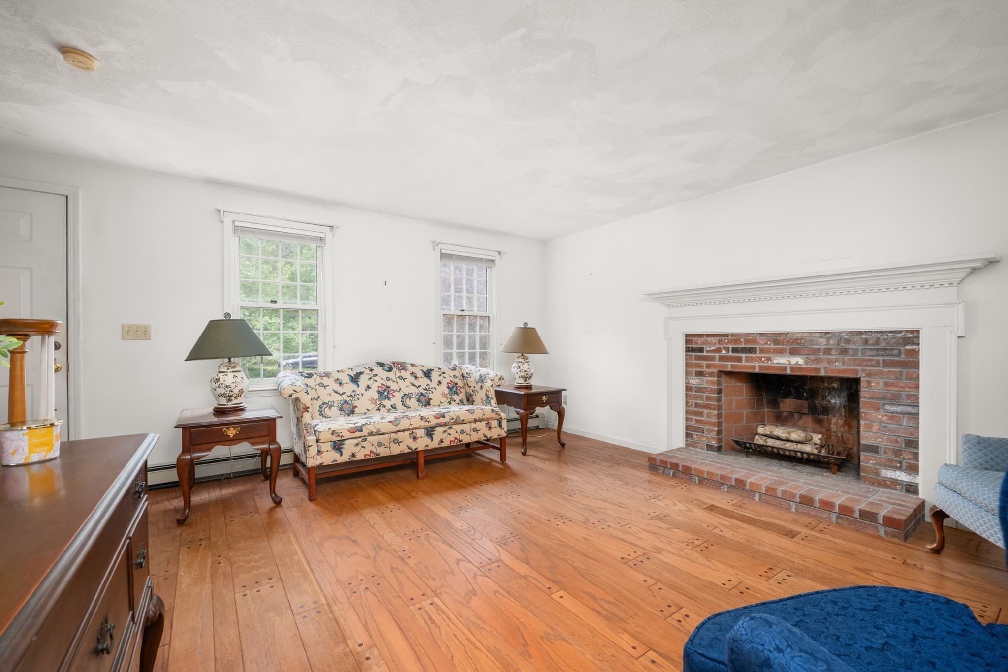 Single Family Residence at 6 Viking Ln, Sandwich MA 02563, Sandwich, photo 7 of 42