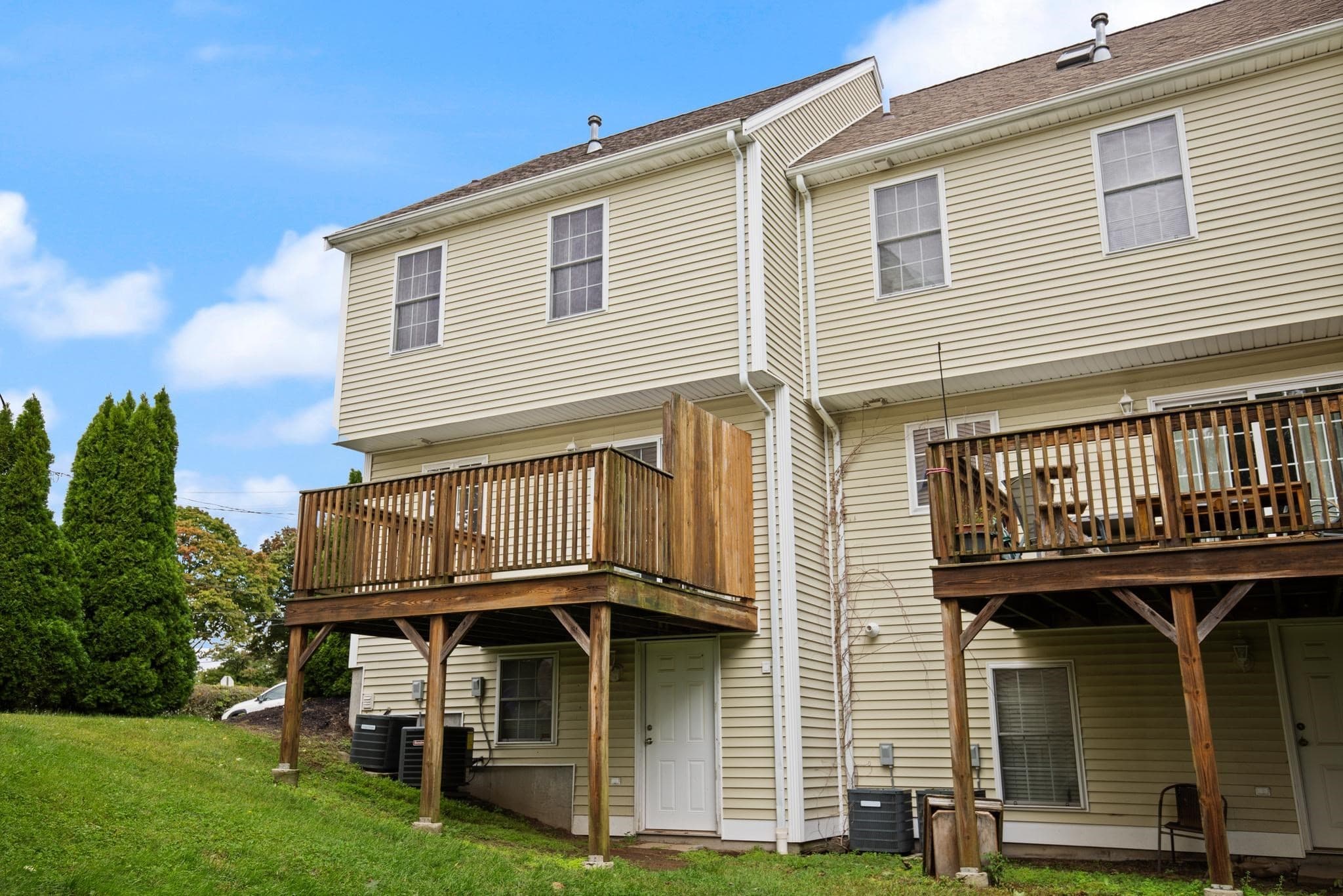 Condominium at 129 Scott St # 4, Attleboro MA 02703, Attleboro, photo 31 of 33