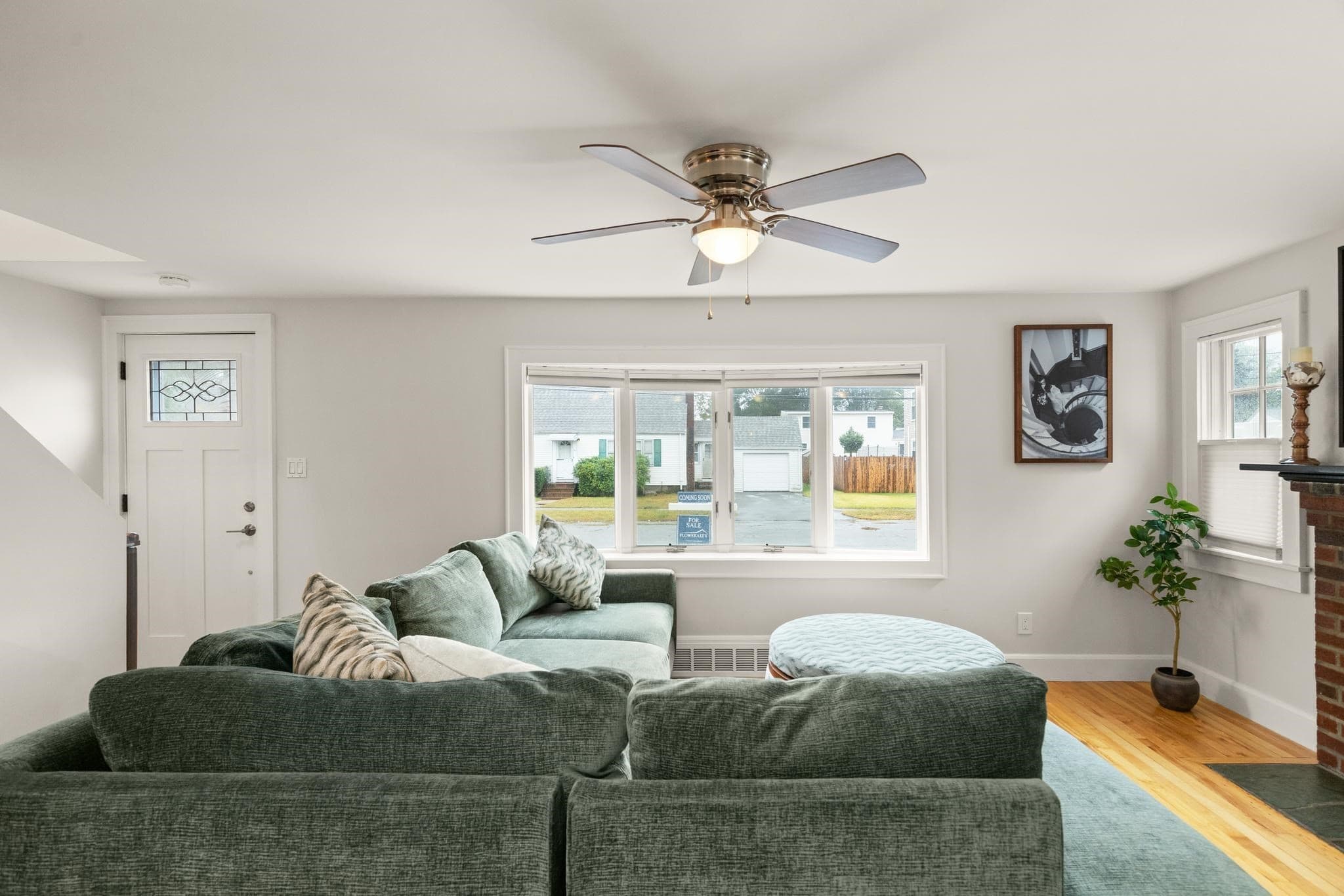 Single Family Residence at 13 Rainbow Cir, Peabody MA 01960, Peabody, photo 2 of 32