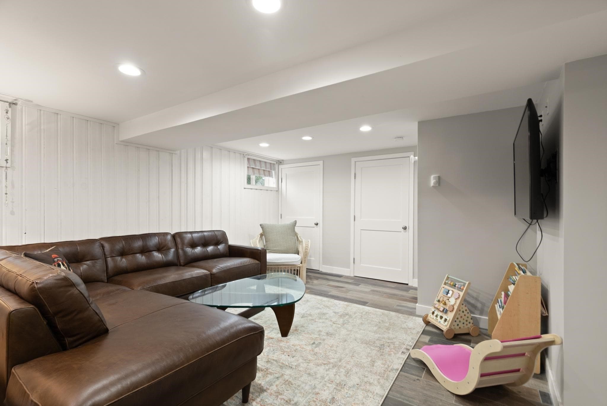 Single Family Residence at 13 Rainbow Cir, Peabody MA 01960, Peabody, photo 24 of 32
