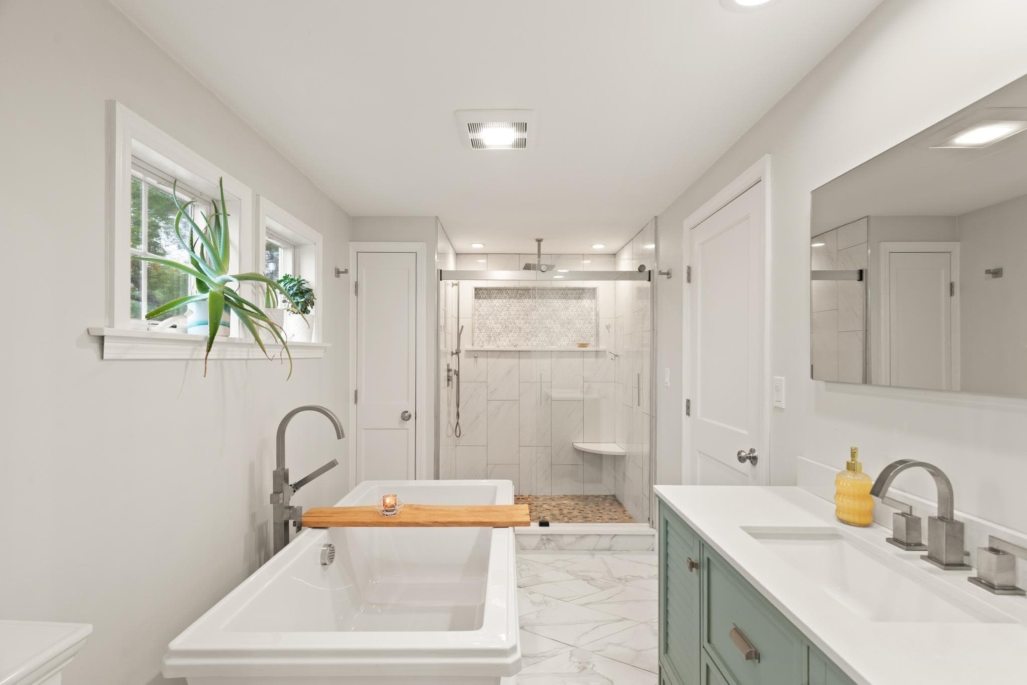 Single Family Residence at 13 Rainbow Cir, Peabody MA 01960, Peabody, photo 18 of 32
