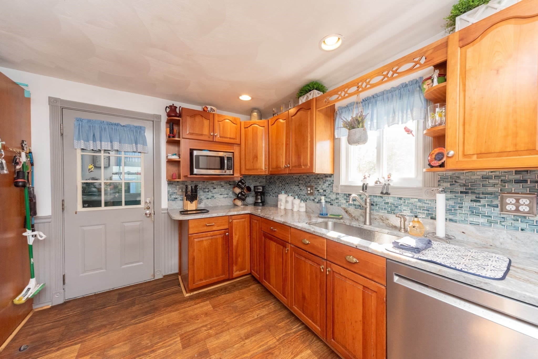 Single Family Residence at 71 School St, Northborough MA 01532, Northborough, photo 5 of 25