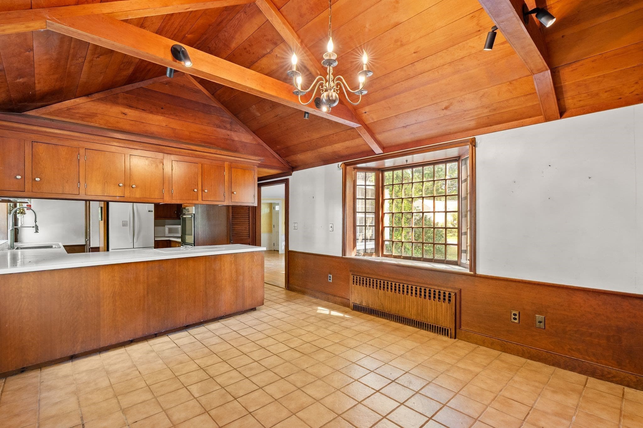 Single Family Residence at 13 Whitcomb Ave, Hingham MA 02043, Hingham, photo 6 of 33
