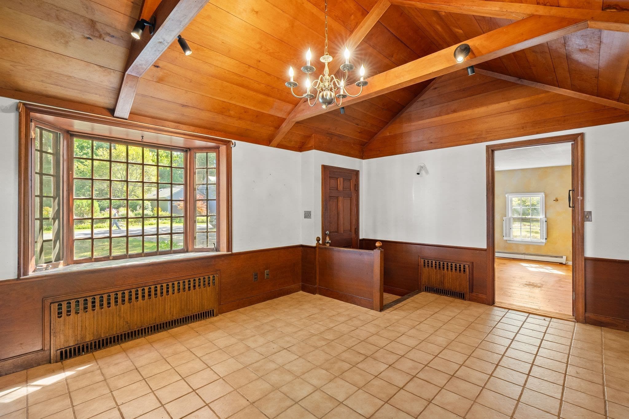 Single Family Residence at 13 Whitcomb Ave, Hingham MA 02043, Hingham, photo 7 of 33