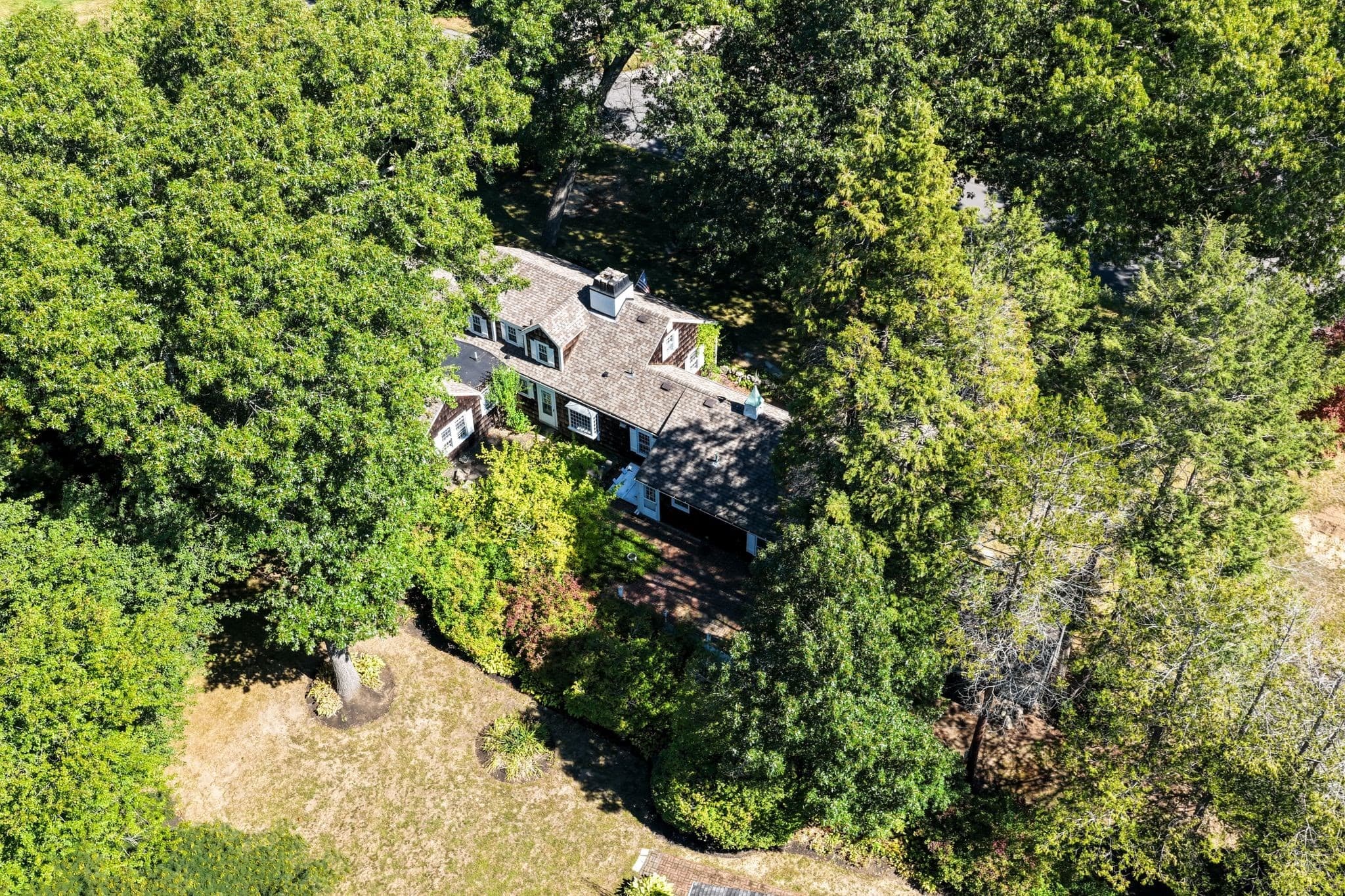 Single Family Residence at 13 Whitcomb Ave, Hingham MA 02043, Hingham, photo 4 of 33
