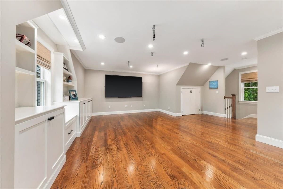 Single Family Residence at 24 Whitcomb Avenue, Hingham MA 02043, Hingham, photo 18 of 22
