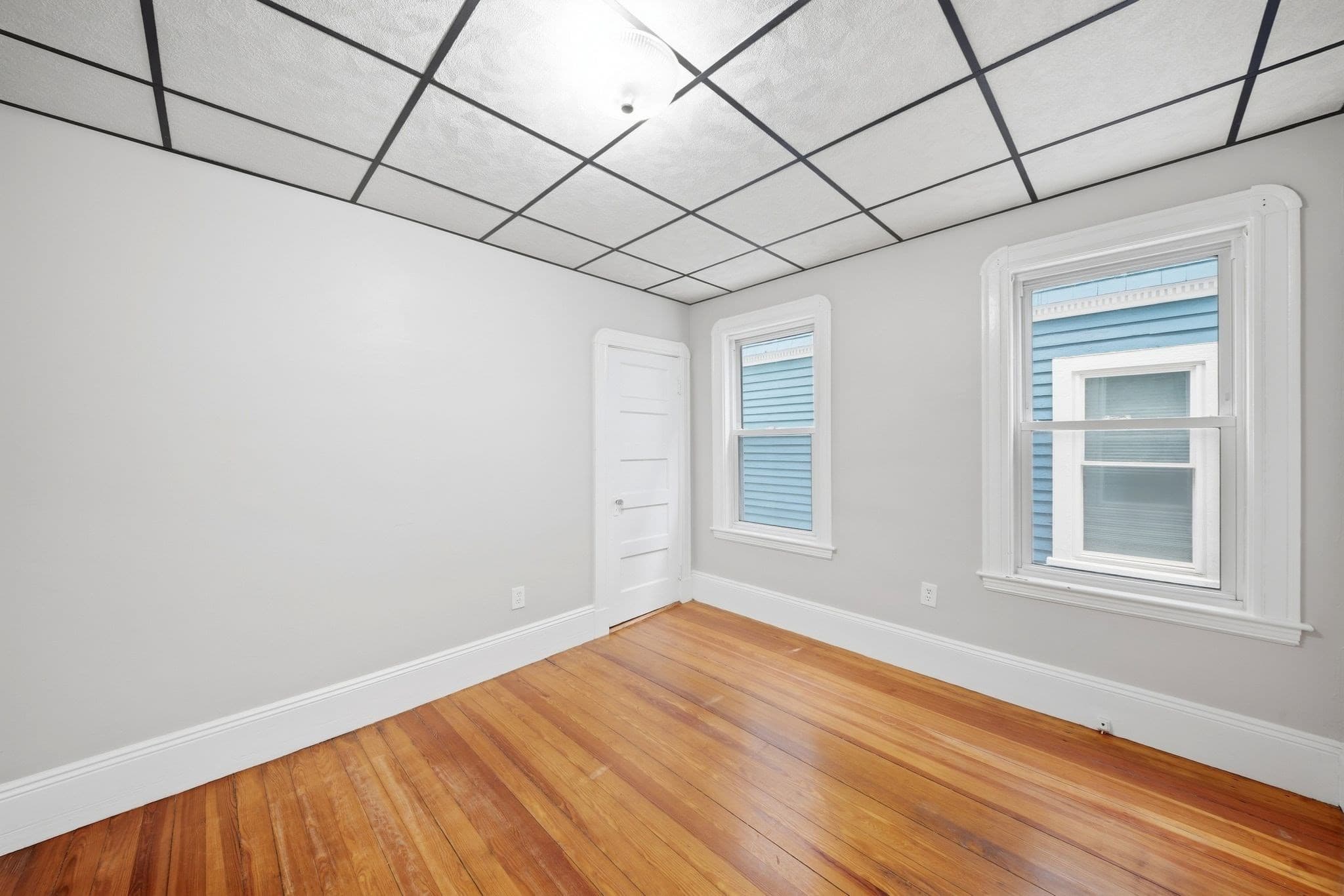Multi Family at 16 Henry Ave, Somerville MA 02144, Somerville, photo 12 of 42