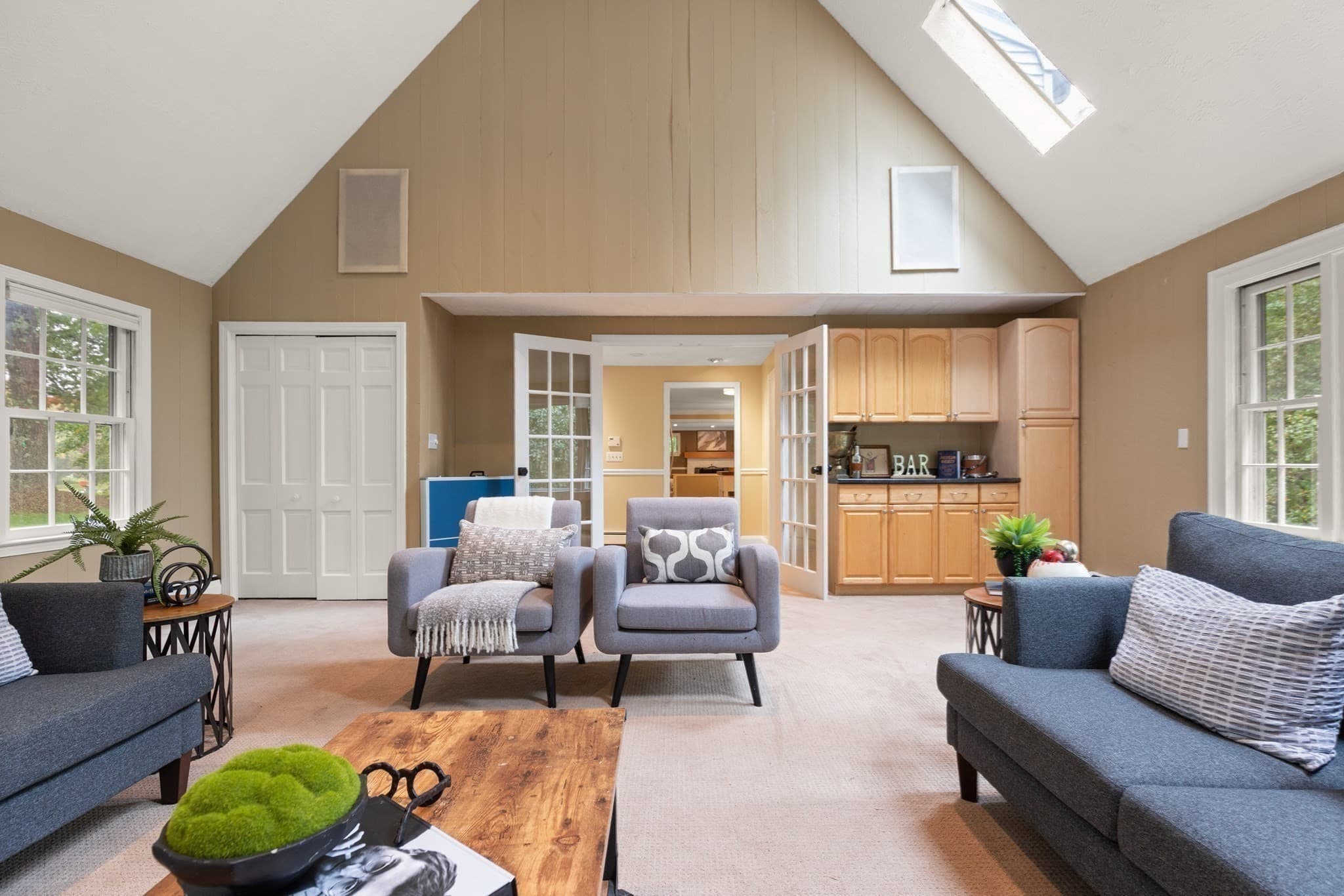 Single Family Residence at 12 Tallard Rd, Westford MA 01886, Westford, photo 6 of 38