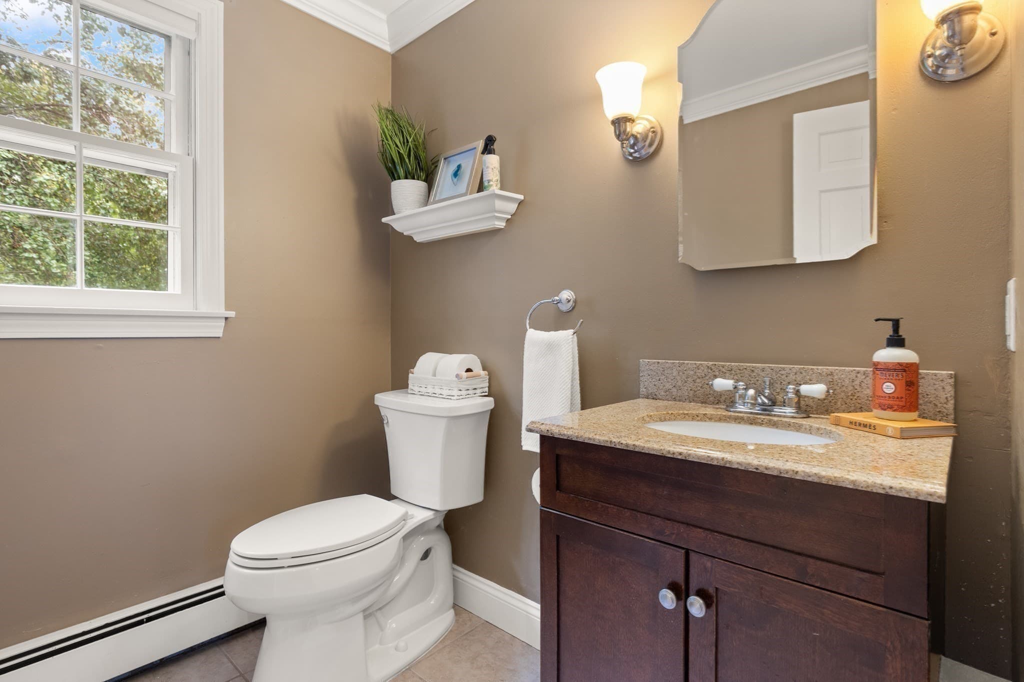Single Family Residence at 12 Tallard Rd, Westford MA 01886, Westford, photo 8 of 38