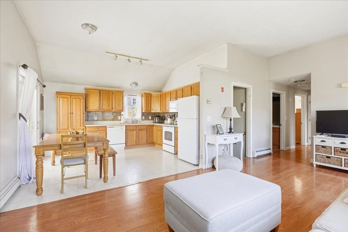 Single Family Residence at 2 Juniper St, Plymouth MA 02360, Plymouth, photo 9 of 37