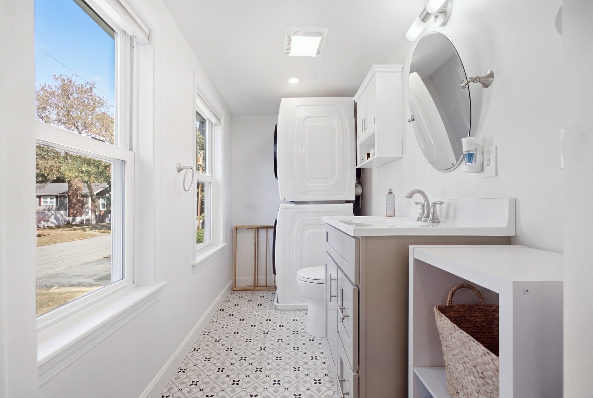 Single Family Residence at 29 Canterbury Drive, Reading MA 01867, Reading, photo 16 of 40