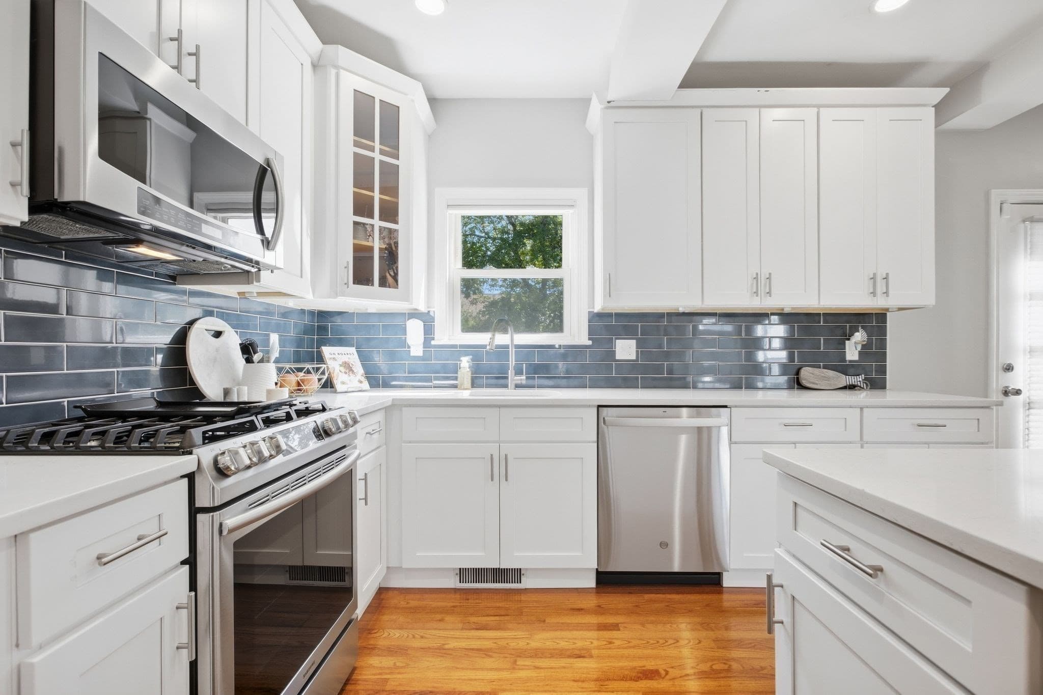 Single Family Residence at 29 Canterbury Drive, Reading MA 01867, Reading, photo 11 of 40