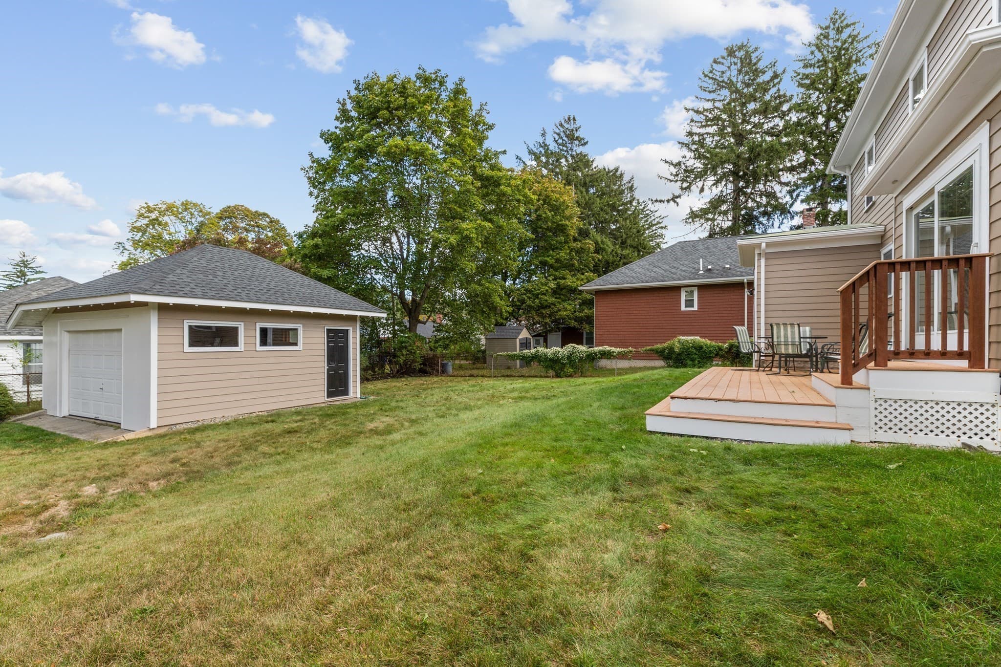 Single Family Residence at 35 Waldron Rd, Braintree MA 02184, Braintree, photo 31 of 34