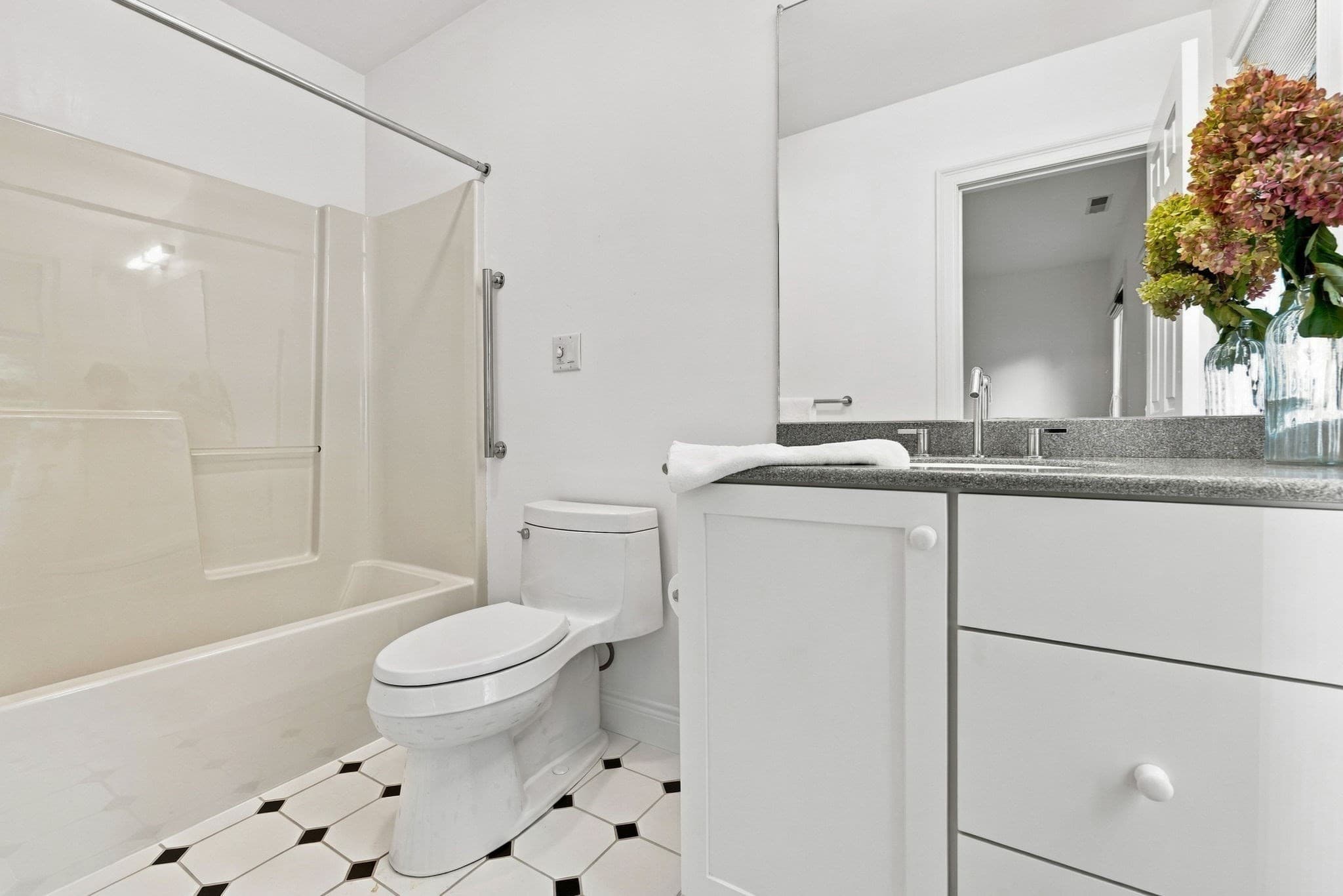 Condominium at 9 Bobby Jones Dr # 9, Andover MA 01810, Andover, photo 32 of 42