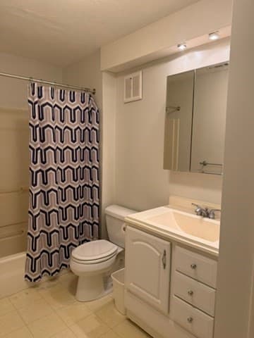 Condominium at 1 Kingswood # 8, Abington MA 02351, Abington, photo 10 of 10