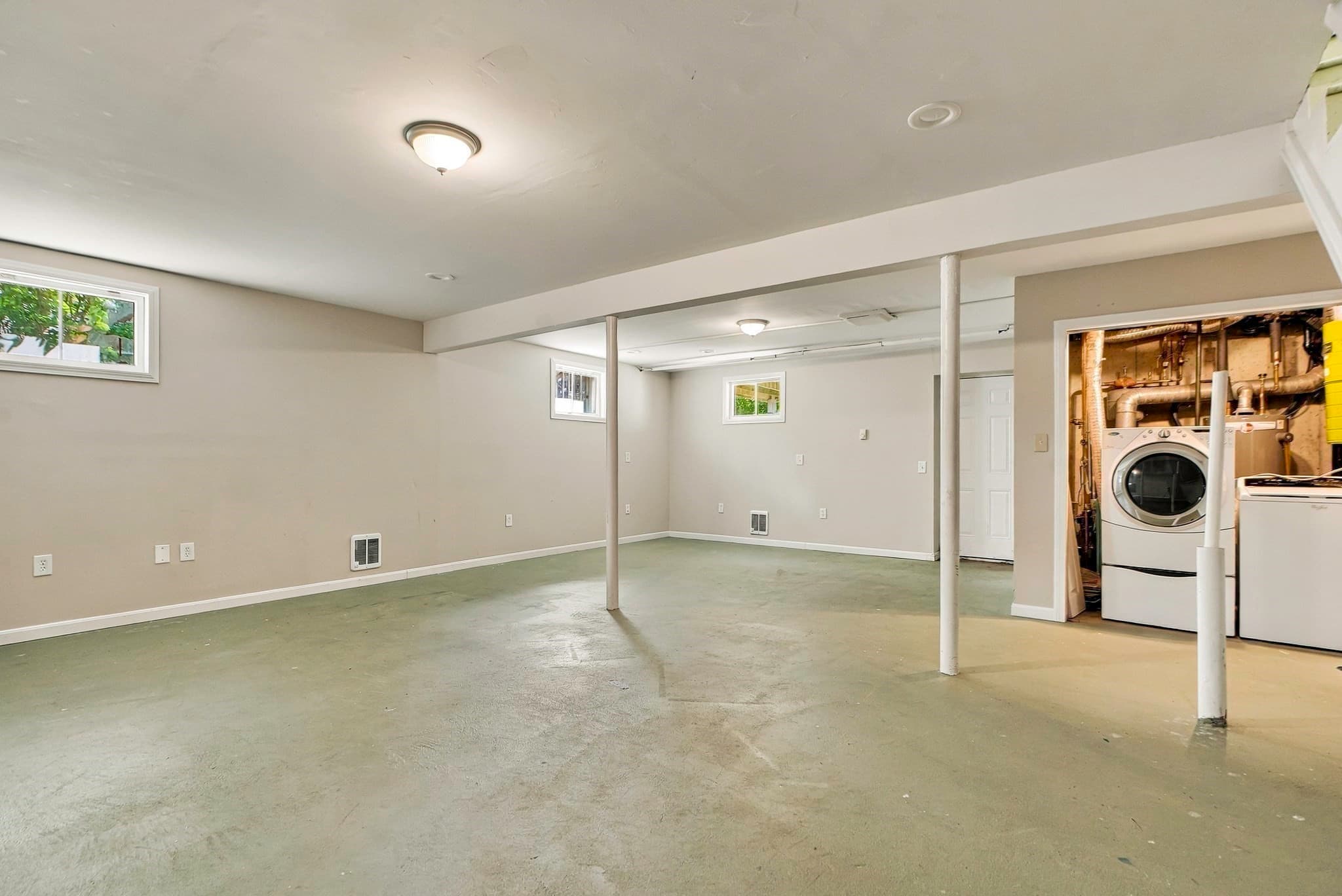 Condominium at 59 N Quinsigamond Ave # 59, Shrewsbury MA 01545, Shrewsbury, photo 25 of 36