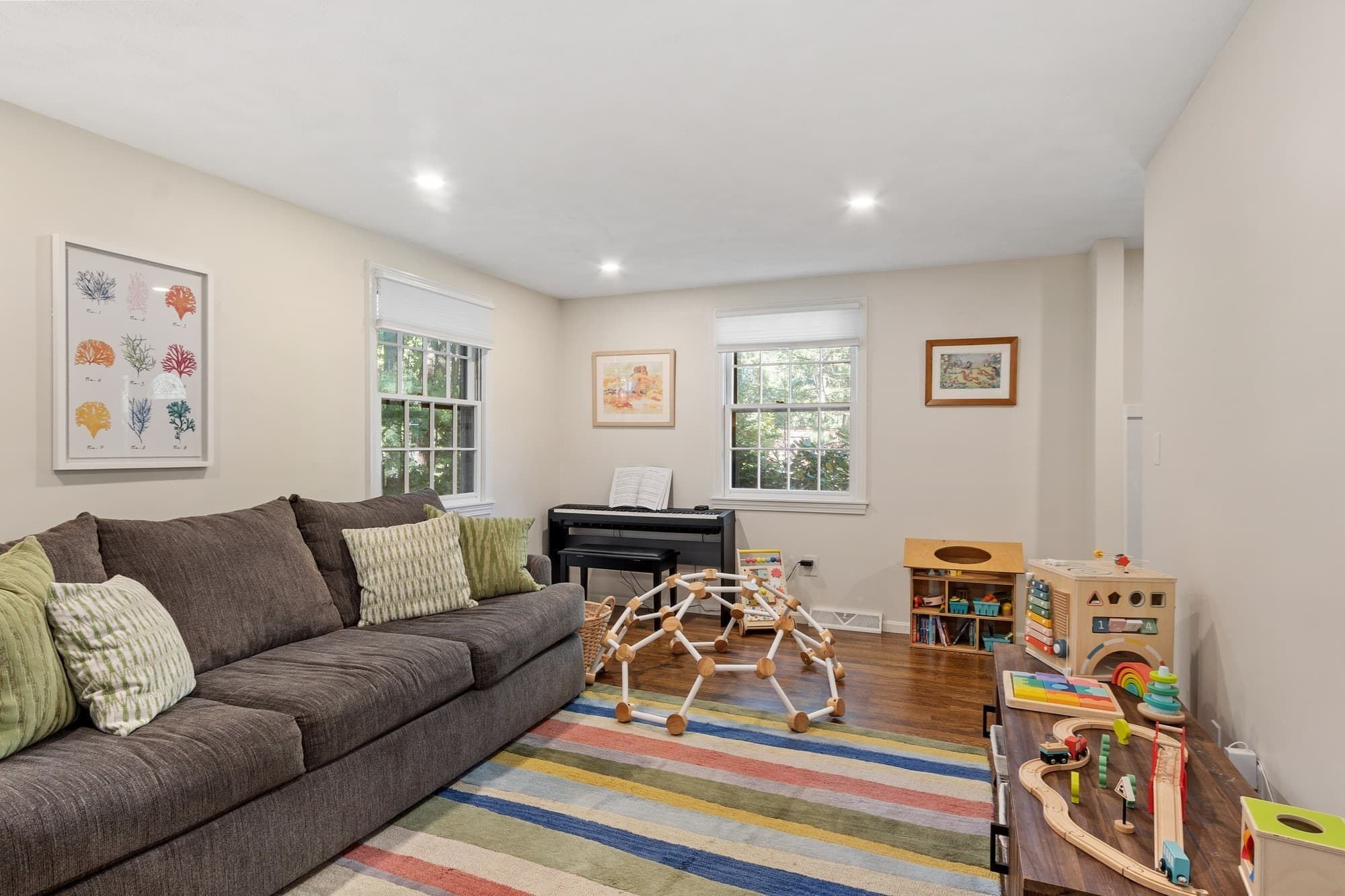 Single Family Residence at 108 Kristin Dr Ext, Chelmsford MA 01824, Chelmsford, photo 19 of 32