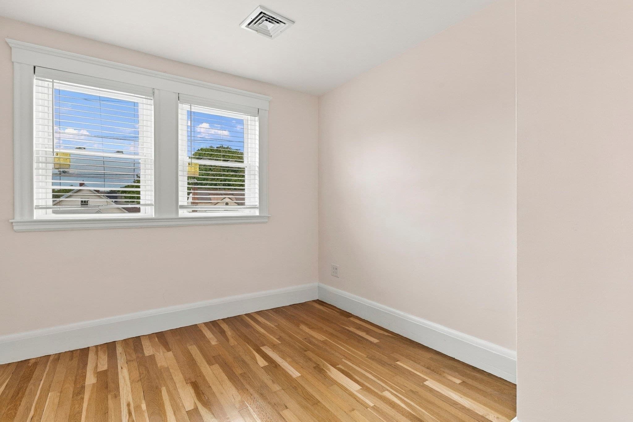 Single Family Residence at 814 Lynnfield Street, Lynnfield MA 01940, Lynnfield, photo 23 of 33