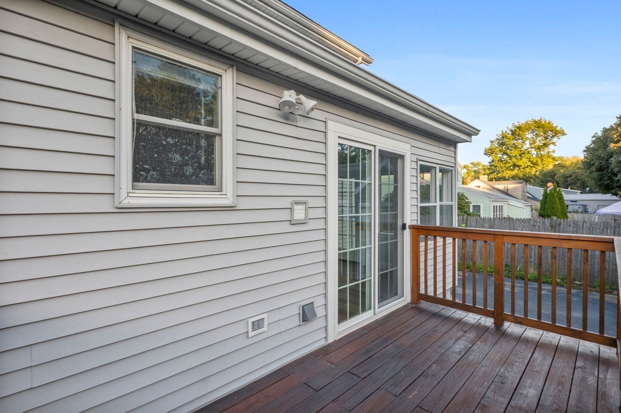 Single Family Residence at 814 Lynnfield Street, Lynnfield MA 01940, Lynnfield, photo 9 of 33
