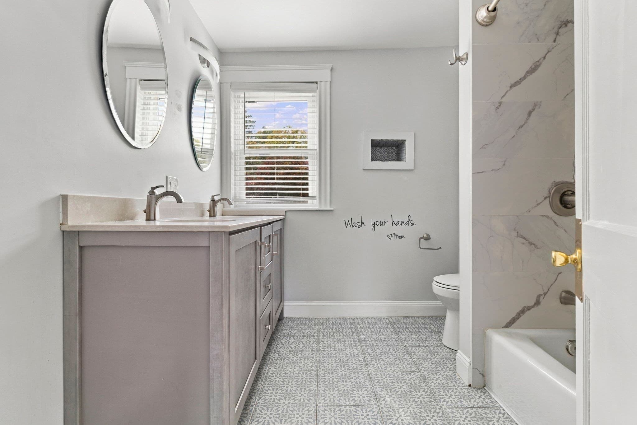 Single Family Residence at 814 Lynnfield Street, Lynnfield MA 01940, Lynnfield, photo 19 of 33