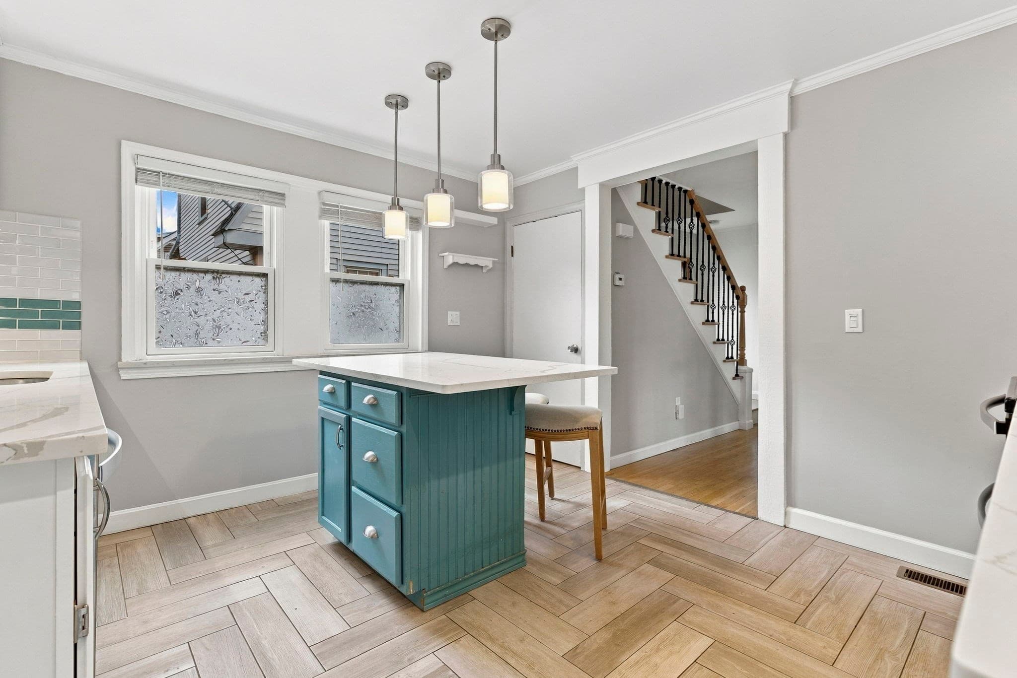 Single Family Residence at 814 Lynnfield Street, Lynnfield MA 01940, Lynnfield, photo 4 of 33