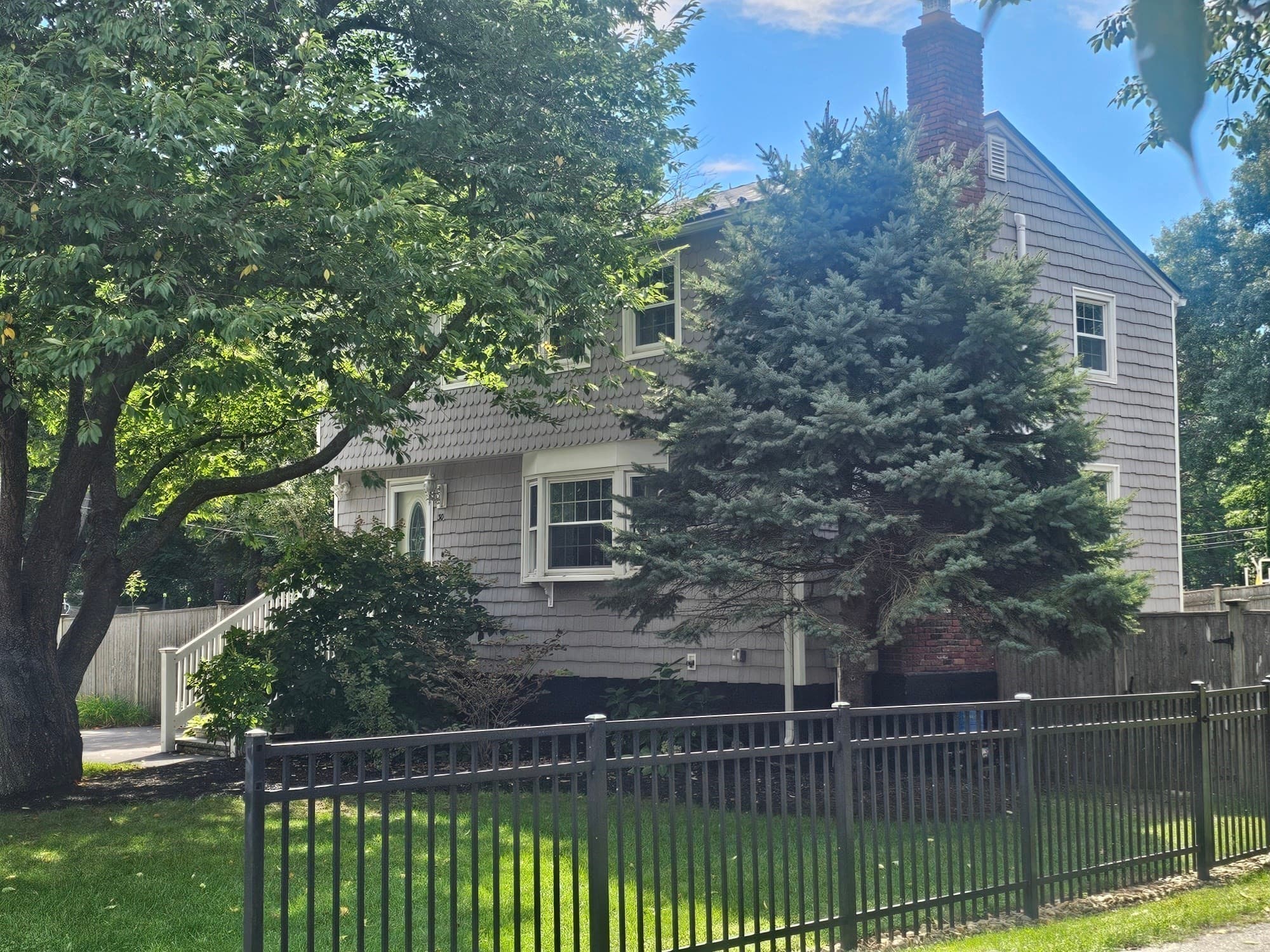 Single Family Residence at 30 Pratt St, Tewksbury MA 01876, Tewksbury, photo 4 of 32