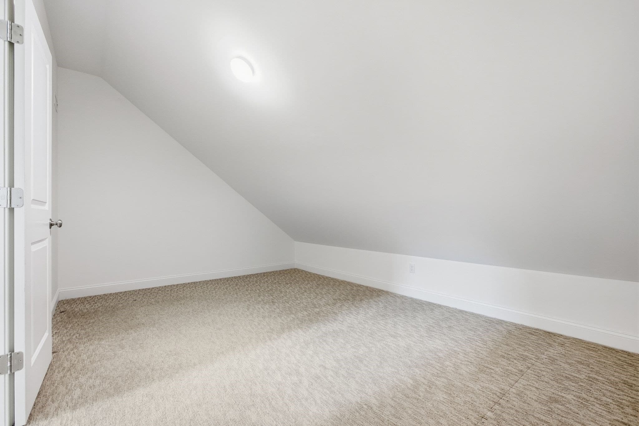Condominium at 38 Green Meadow Dr # 38, Reading MA 01867, Reading, photo 28 of 42