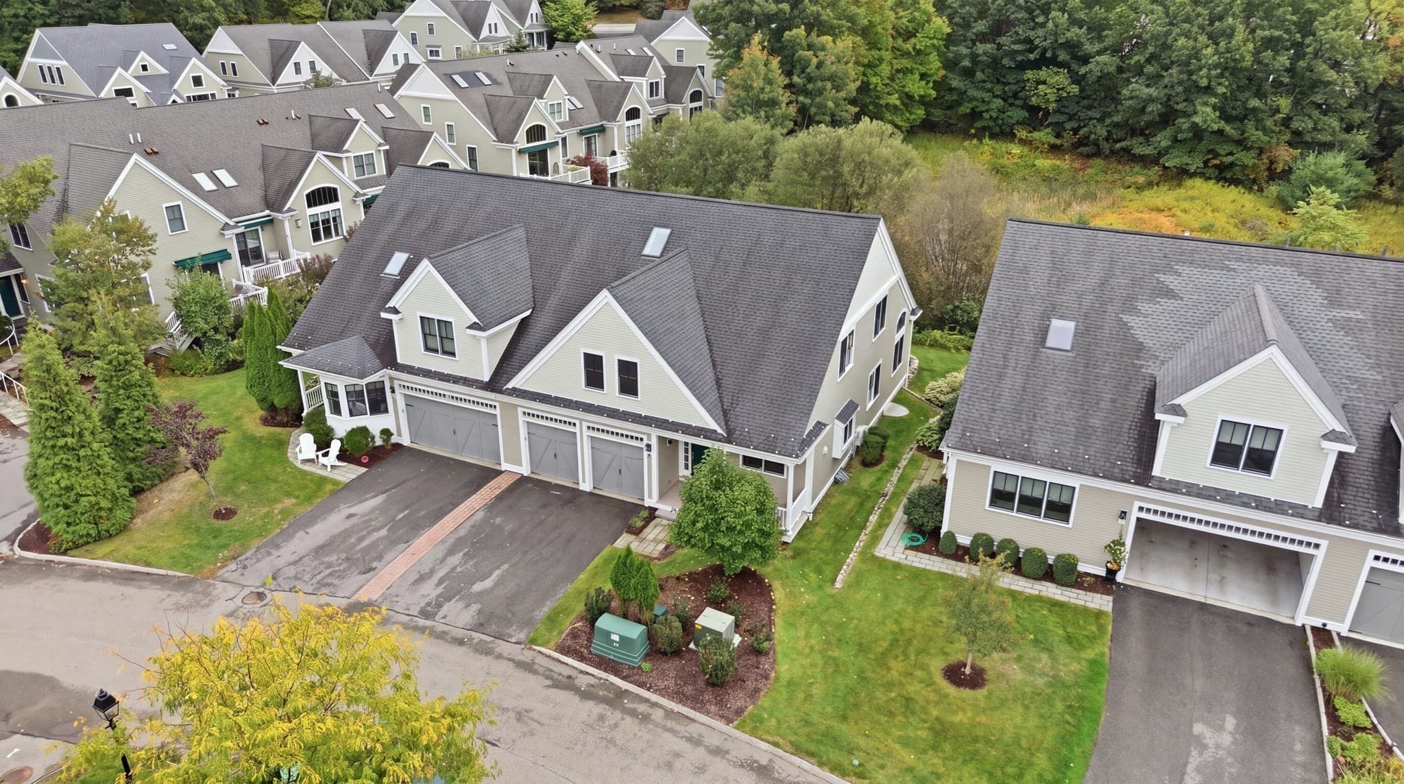 Condominium at 38 Green Meadow Dr # 38, Reading MA 01867, Reading, photo 4 of 42