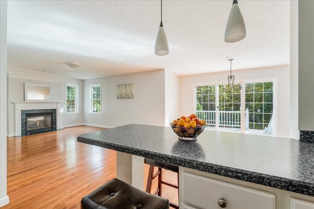 Condominium at 319 Hampton Way # 319, Abington MA 02351, Abington, photo 8 of 26