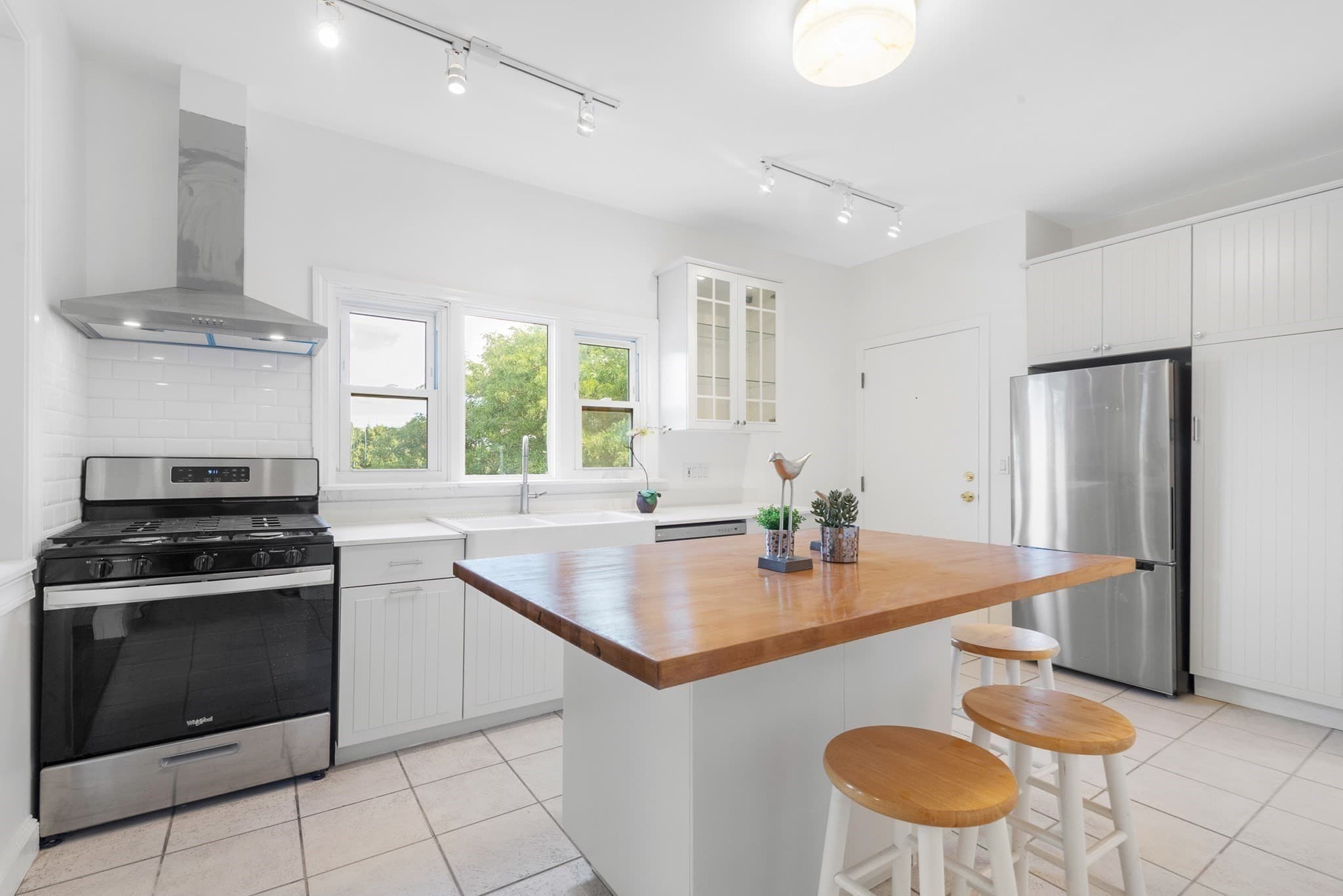Condominium at 133 Webster Avenue # 3, Cambridge MA 02141, Cambridge, photo 6 of 25