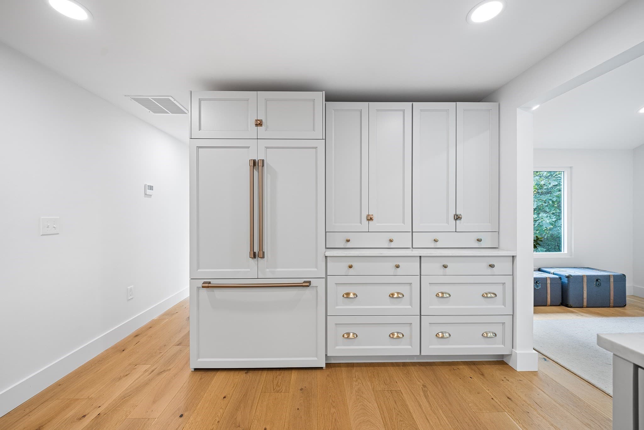 Single Family Residence at 192 Westboro Rd, Upton MA 01568, Upton, photo 2 of 32