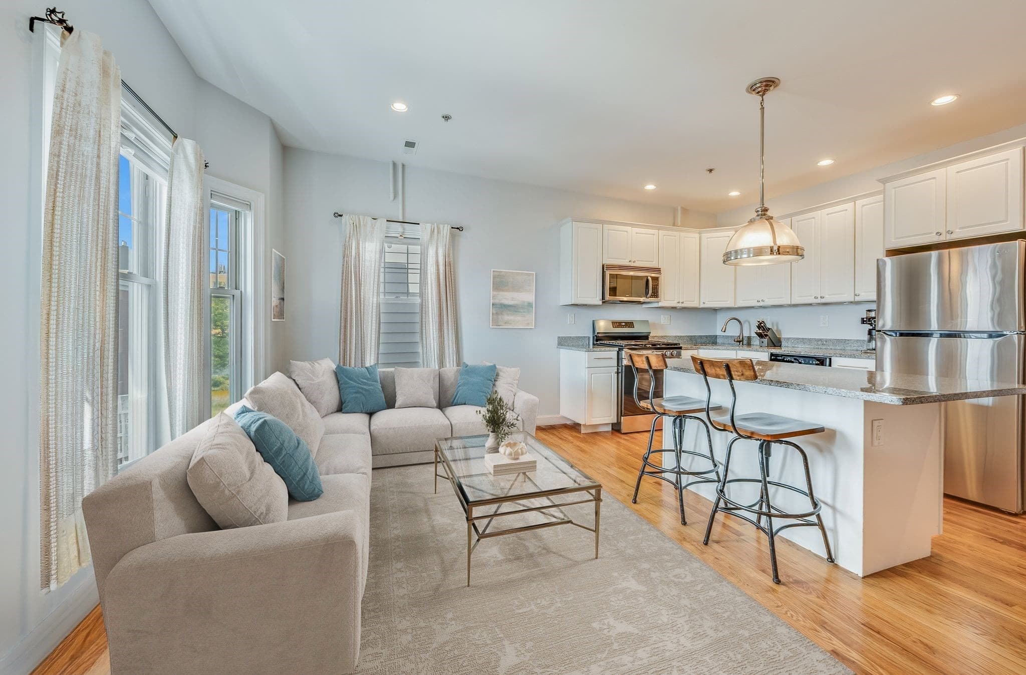 Condominium at 134-136 W 9th St # 7, Boston MA 02127, Boston, photo 2 of 15