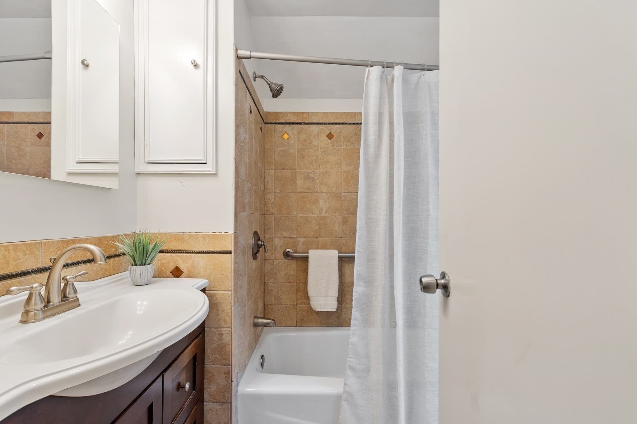 Single Family Residence at 44 Clark St, Wilmington MA 01887, Wilmington, photo 11 of 27
