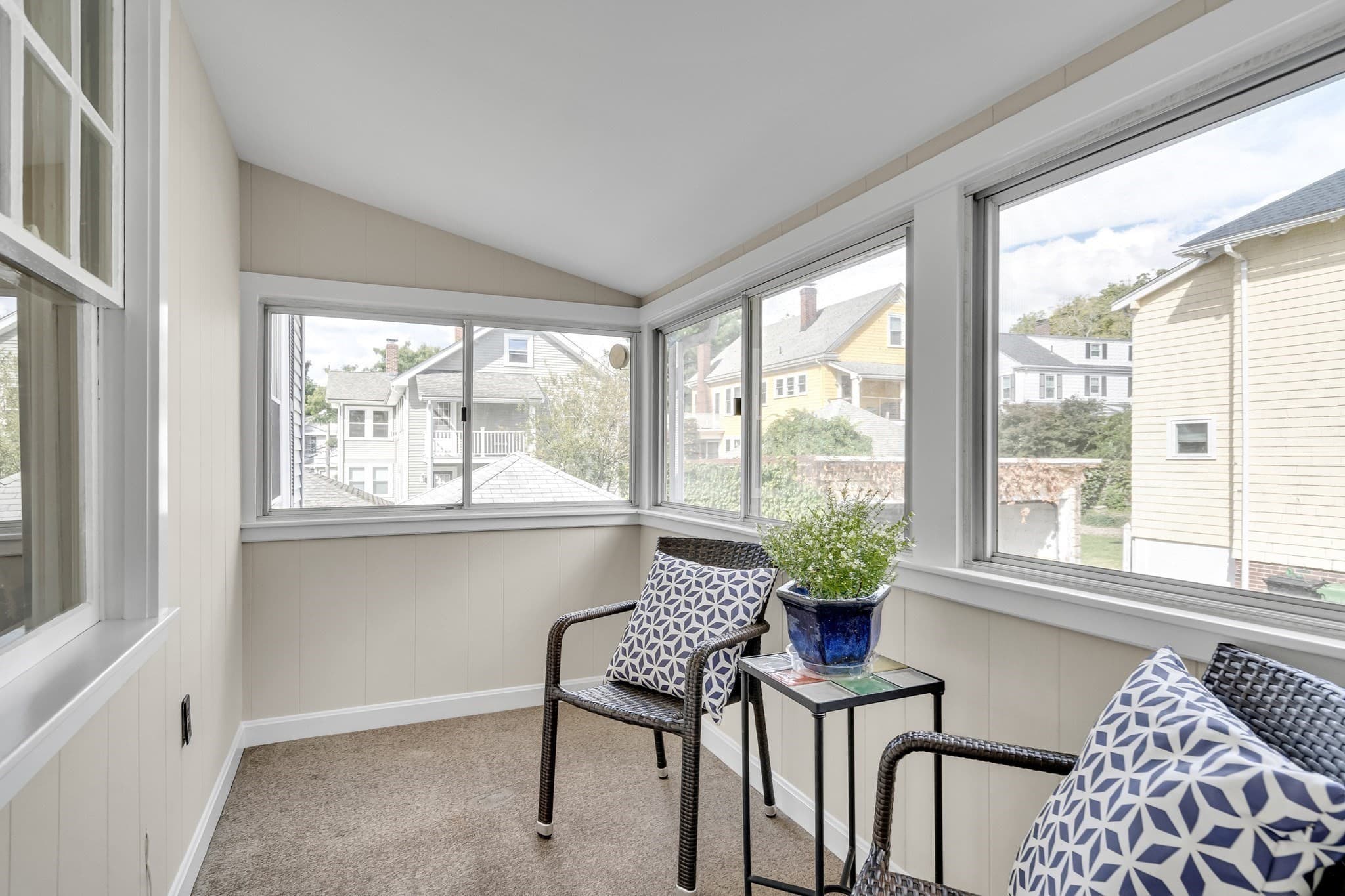 Condominium at 30 Oakley Rd # 2, Watertown MA 02472, Watertown, photo 13 of 28