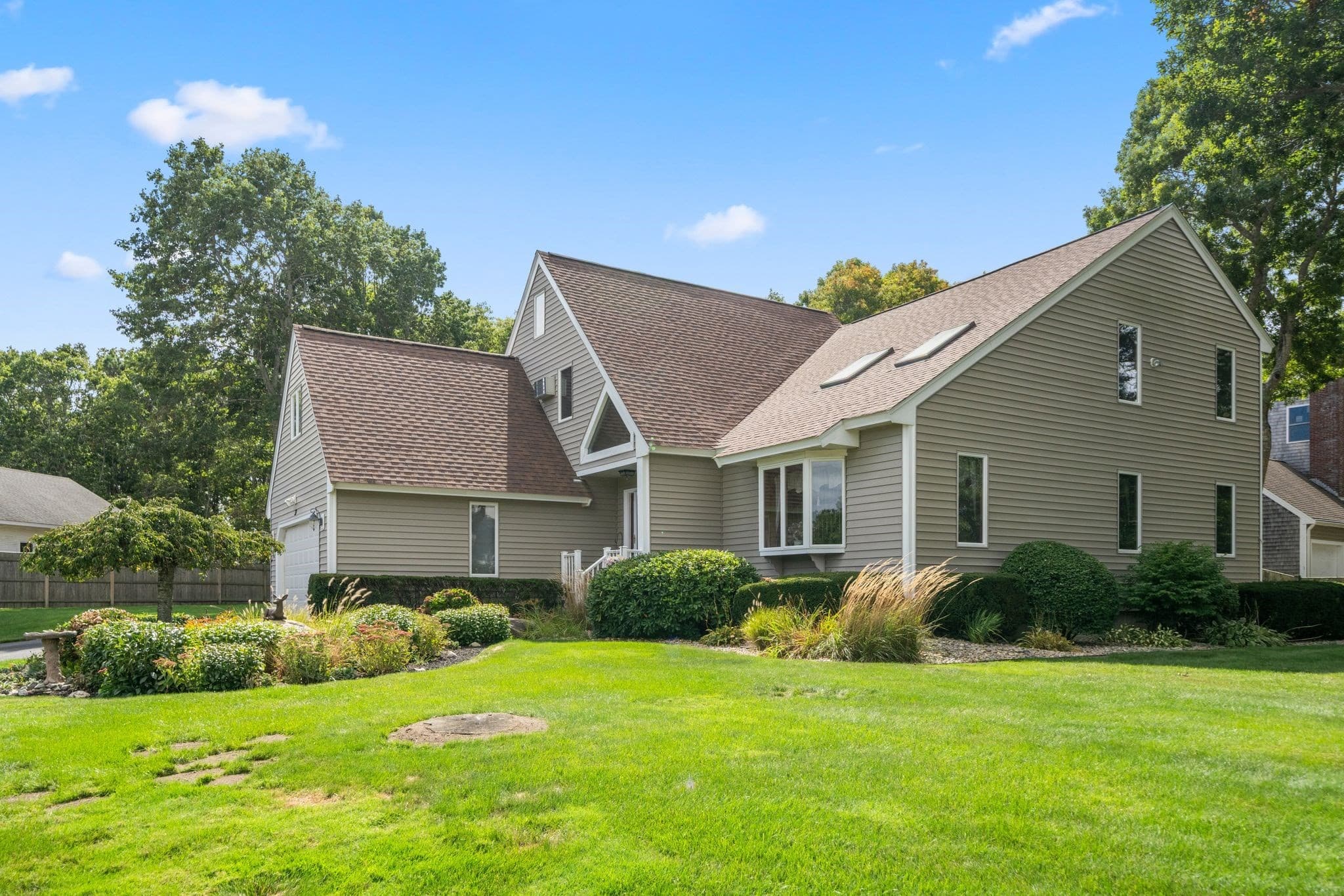 Single Family Residence at 36 Noreast Dr, Bourne MA 02562, Bourne, photo 3 of 41